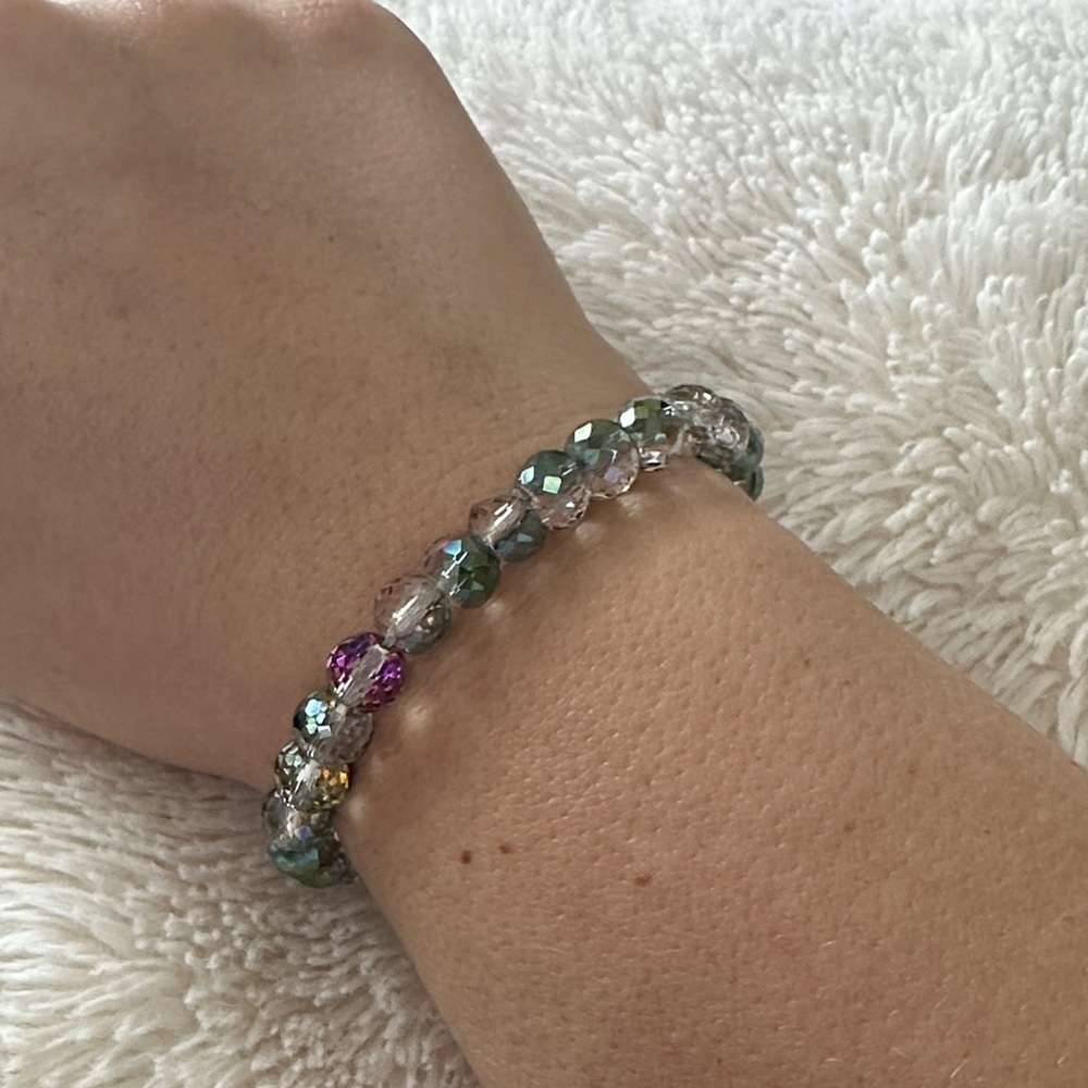 NEW Handmade Stretchy Beaded Bracelet - 6.5-7” Wrist